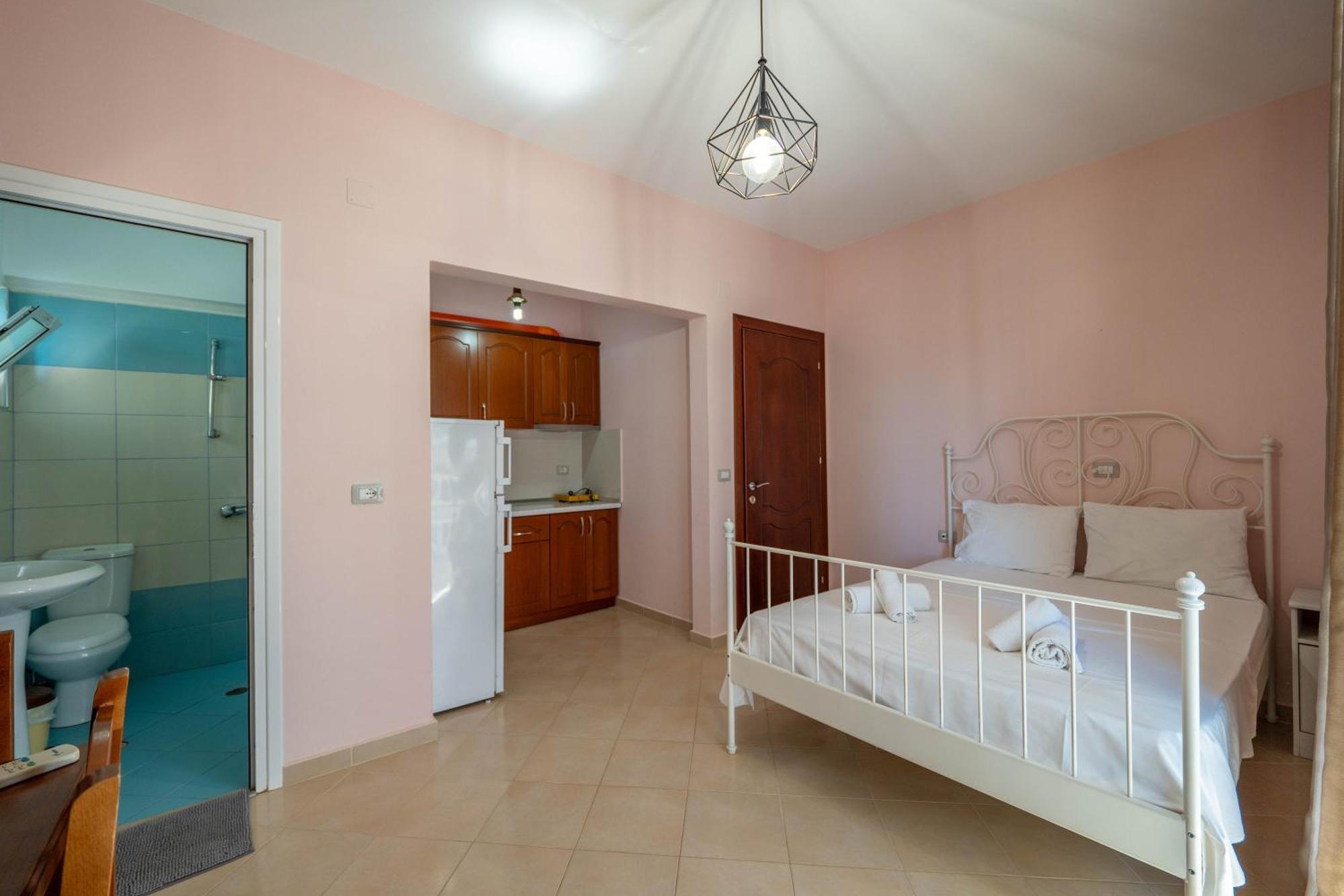 Villa Sunny Ksamil Exterior photo