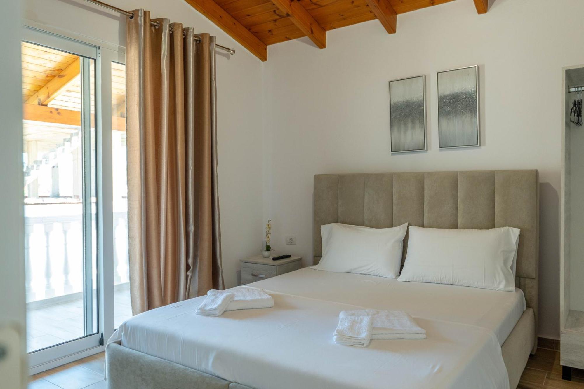 Villa Sunny Ksamil Exterior photo