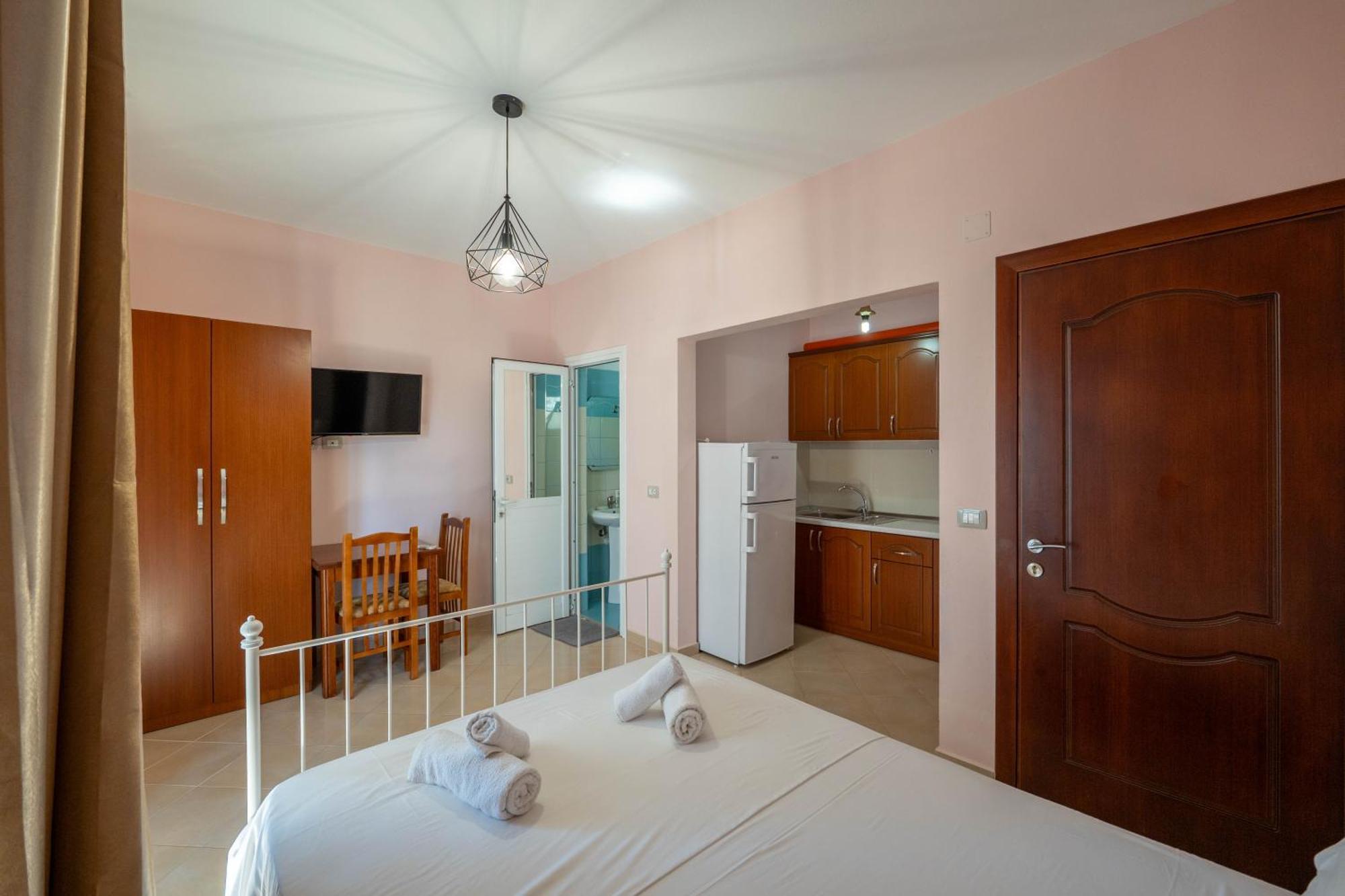 Villa Sunny Ksamil Exterior photo