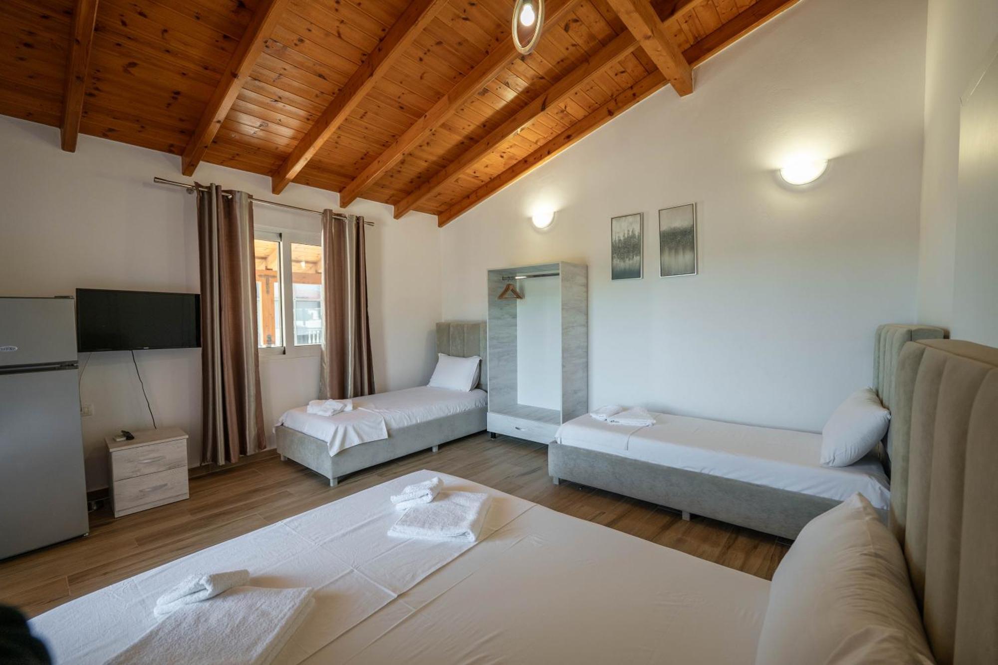 Villa Sunny Ksamil Exterior photo